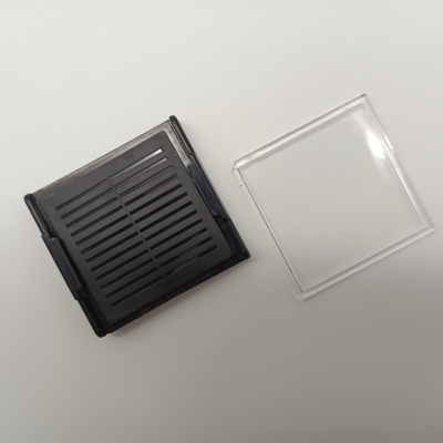 Un buon prezzo. Imballaggio di Chip Trays For Optical Device del pacchetto della cialda di planarità dello SGS 0.2mm in linea